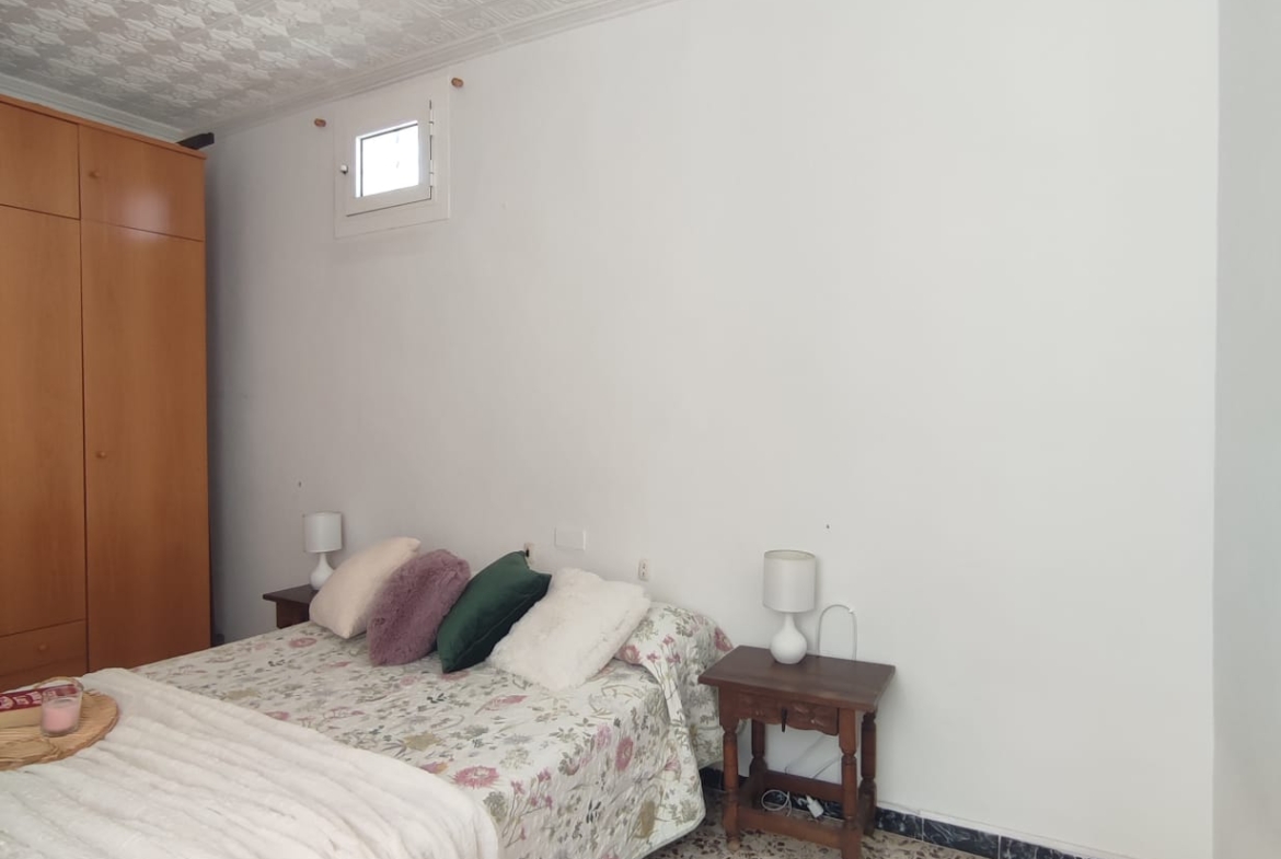 3 Bedroom / 2 Bathroom * Apartment only 150 meters from the beach * With Side views to the Beach * €131,995 *