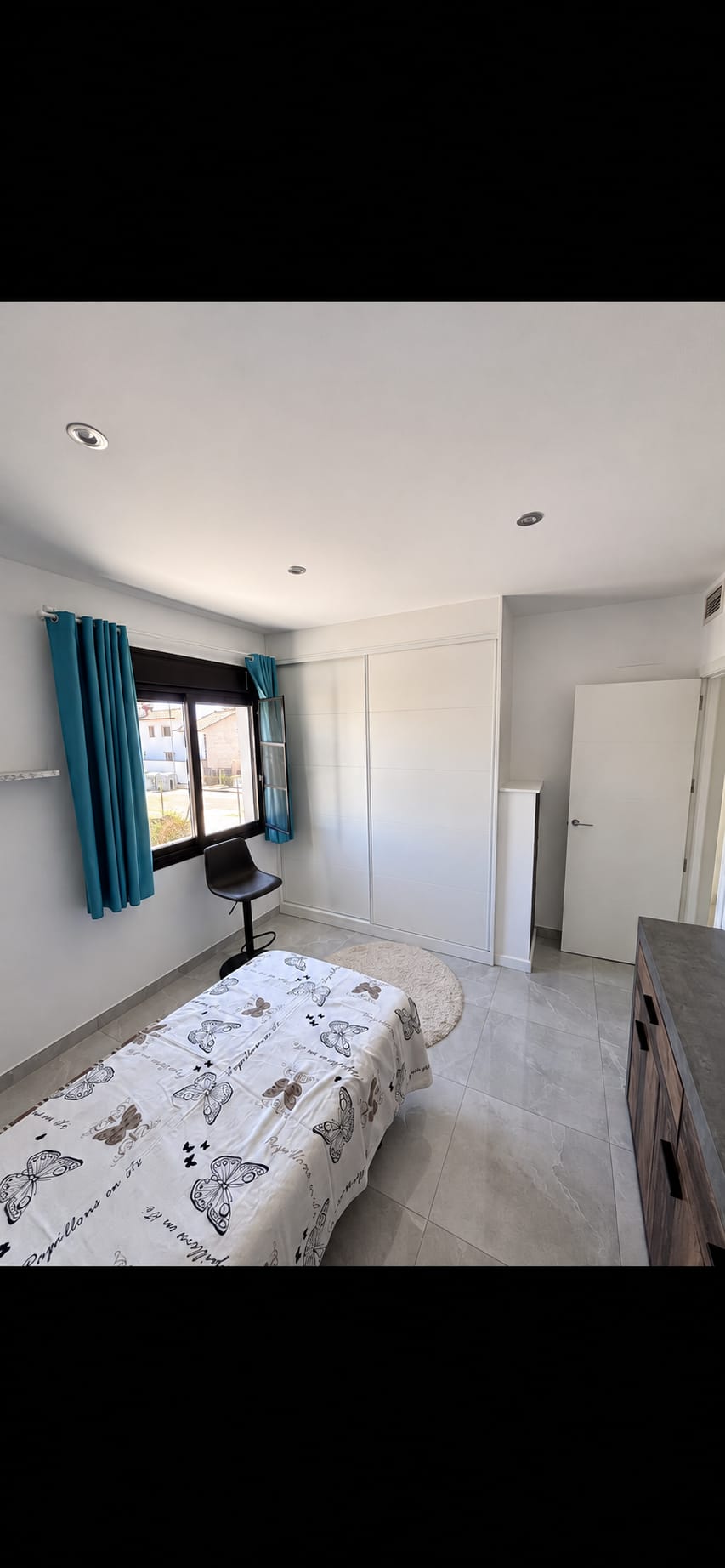 Modern Detached Villa * With Private Pool * Located in Excellent location * San Pedro del Pinatar * Built 2024 * Only €380,000 * 3 Bedrooms / 2 Bathrooms *