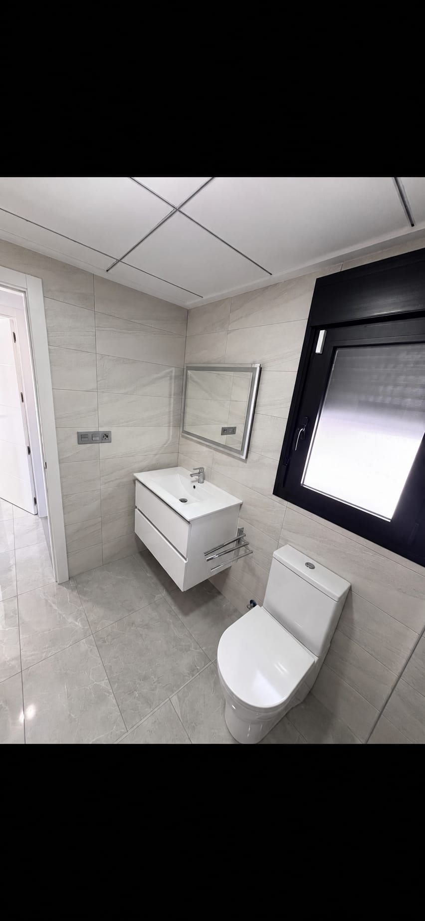 Modern Detached Villa * With Private Pool * Located in Excellent location * San Pedro del Pinatar * Built 2024 * Only €380,000 * 3 Bedrooms / 2 Bathrooms *