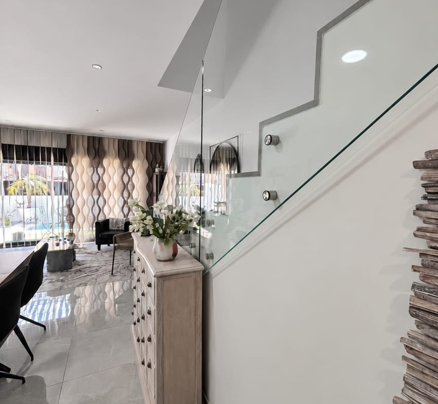Modern Detached Villa * With Private Pool * Located in Excellent location * San Pedro del Pinatar * Built 2024 * Only €380,000 * 3 Bedrooms / 2 Bathrooms *