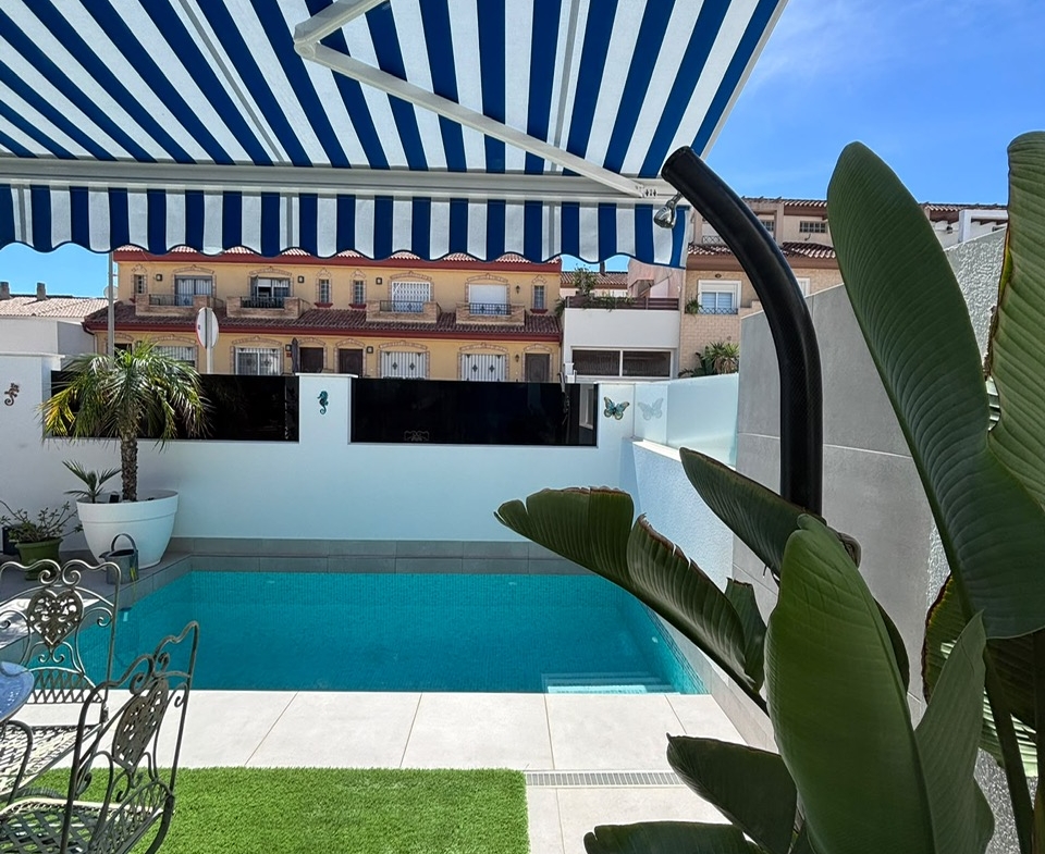 Modern Detached Villa * With Private Pool * Located in Excellent location * San Pedro del Pinatar * Built 2024 * Only €380,000 * 3 Bedrooms / 2 Bathrooms *