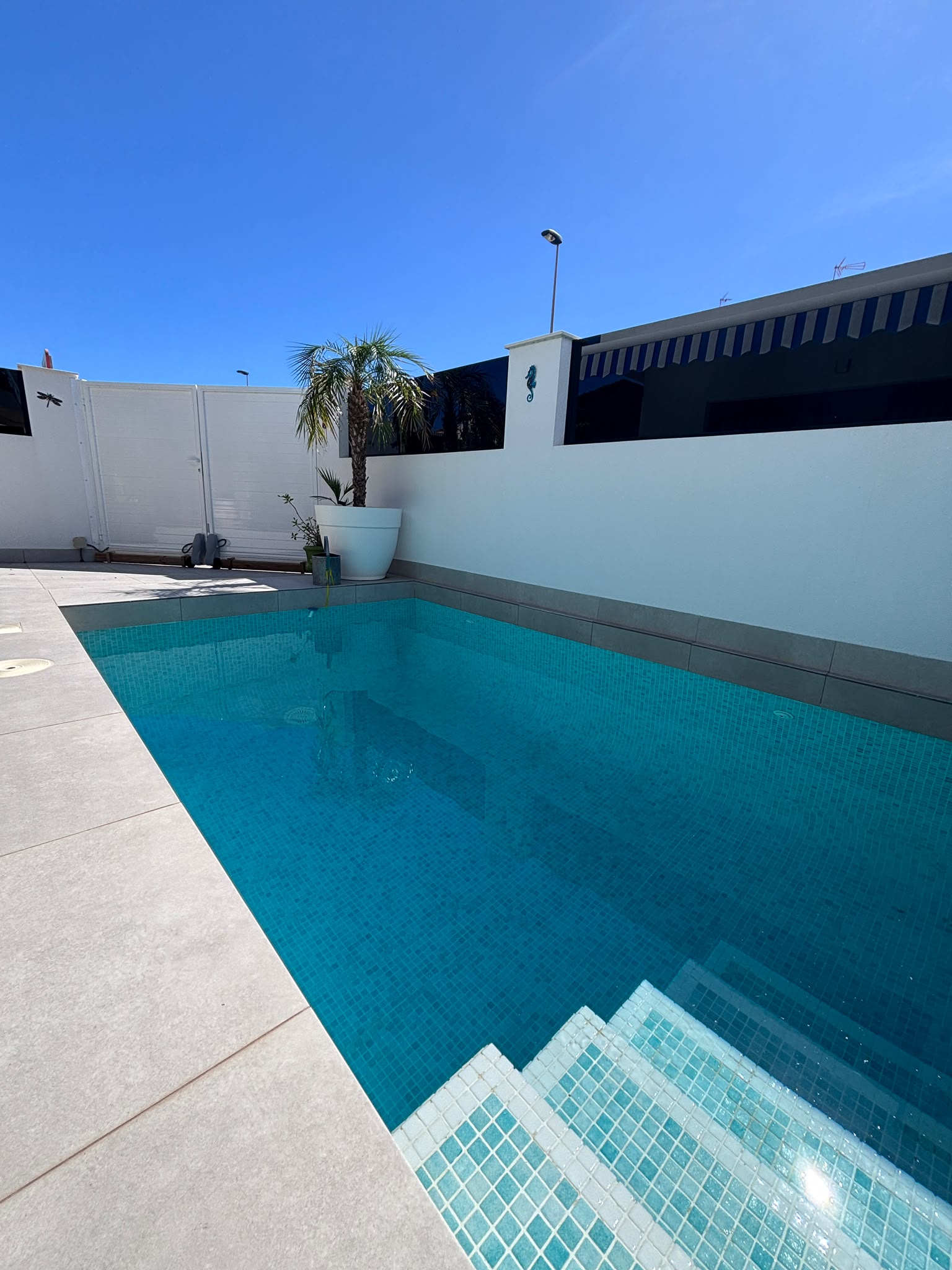 Modern Detached Villa * With Private Pool * Located in Excellent location * San Pedro del Pinatar * Built 2024 * Only €380,000 * 3 Bedrooms / 2 Bathrooms *