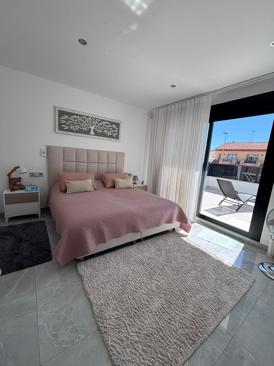 Modern Detached Villa * With Private Pool * Located in Excellent location * San Pedro del Pinatar * Built 2024 * Only €380,000 * 3 Bedrooms / 2 Bathrooms *