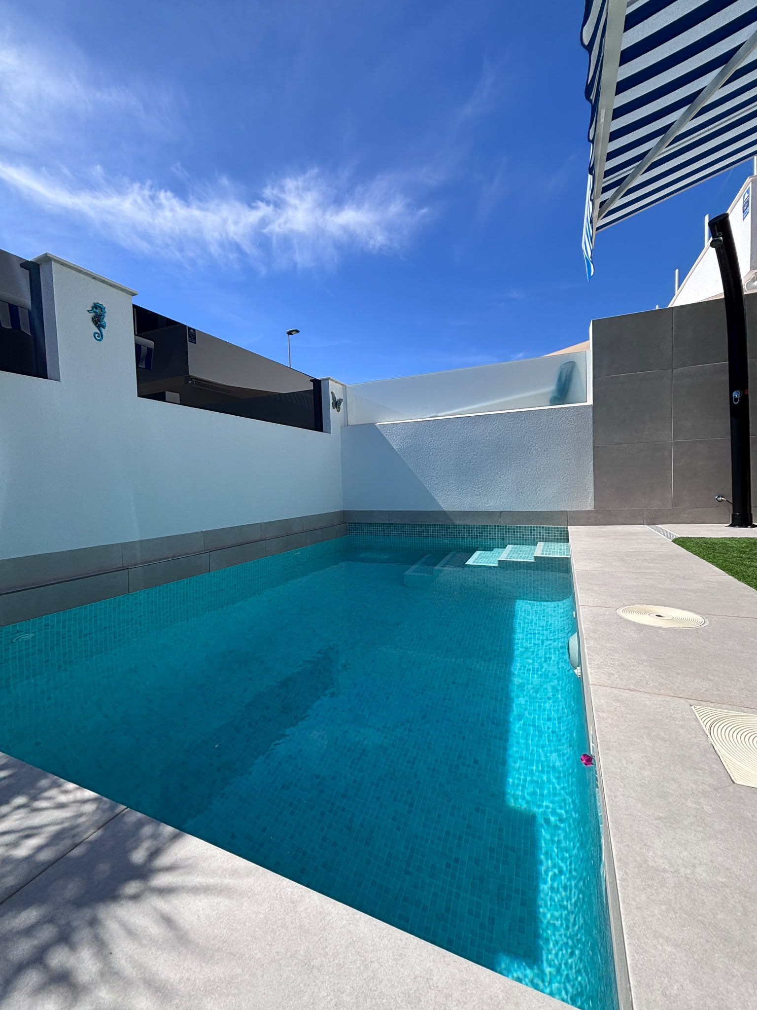 Modern Detached Villa * With Private Pool * Located in Excellent location * San Pedro del Pinatar * Built 2024 * Only €380,000 * 3 Bedrooms / 2 Bathrooms *