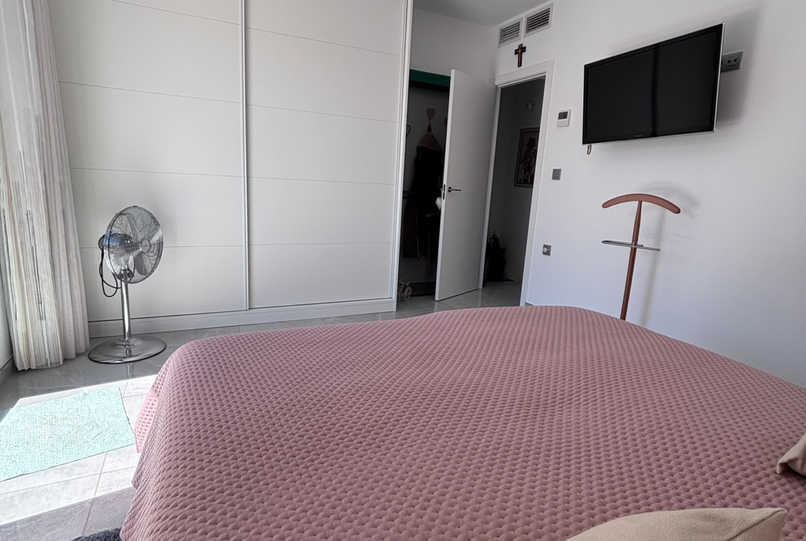 Modern Detached Villa * With Private Pool * Located in Excellent location * San Pedro del Pinatar * Built 2024 * Only €380,000 * 3 Bedrooms / 2 Bathrooms *