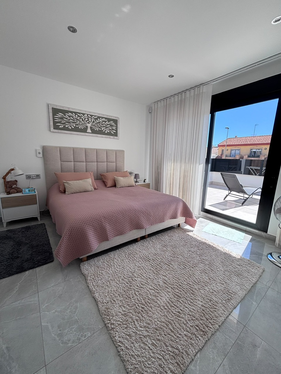 Modern Detached Villa * With Private Pool * Located in Excellent location * San Pedro del Pinatar * Built 2024 * Only €380,000 * 3 Bedrooms / 2 Bathrooms *