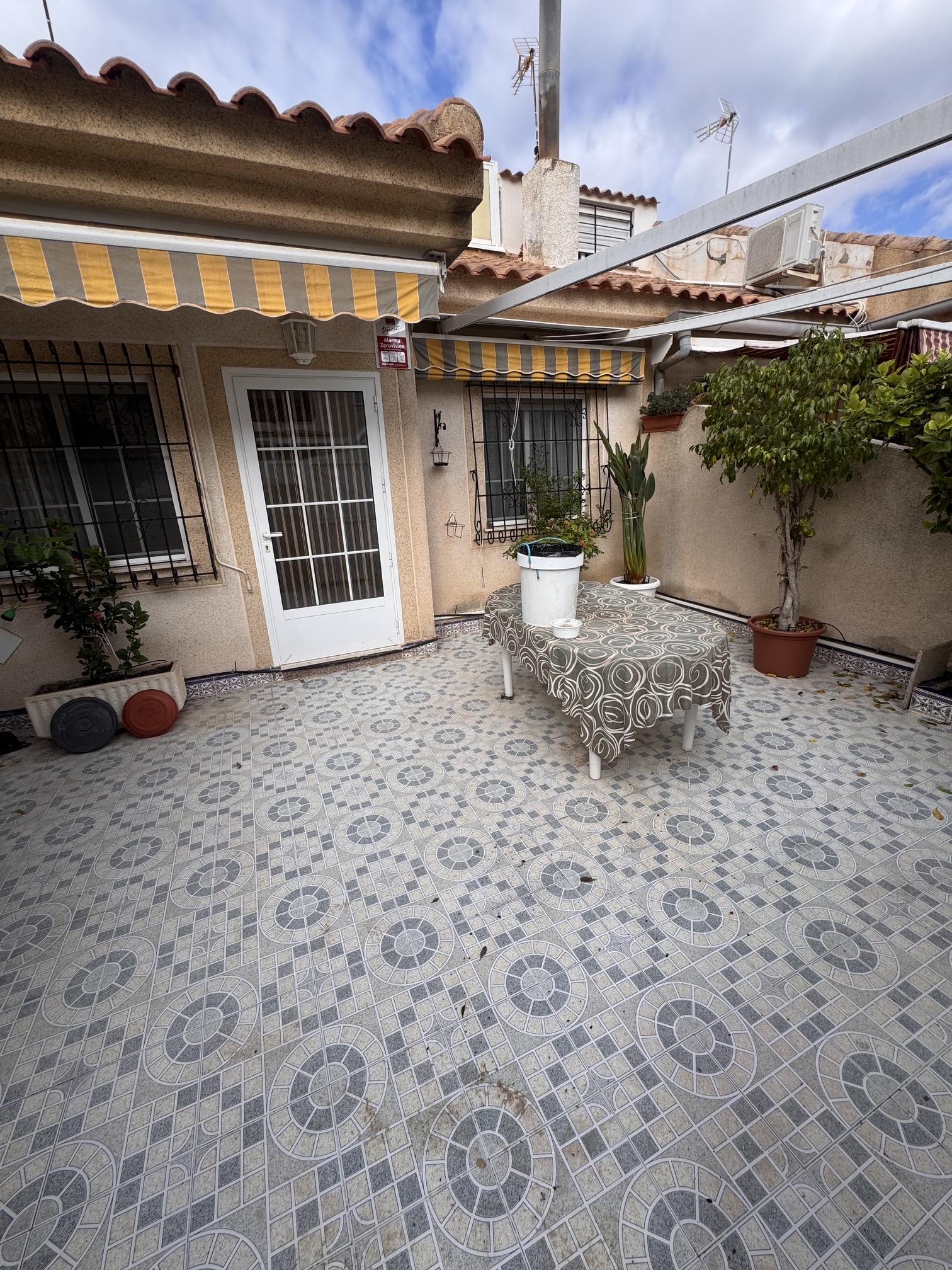 Just on the Market ***Fabulous Condition * 3 Bedroom / 2 Bathroom * One level house with Separate Annexe Upstairs with Double Bedroom * Large Storeroom & Large Solarium * The Price also includes a Separate Private * Double Underground Parking & Storage Room * €199,995 *