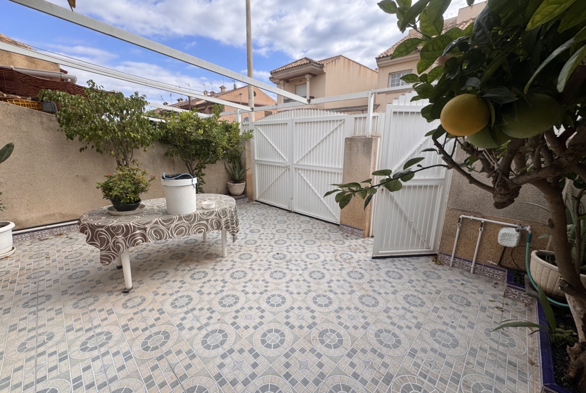 Just on the Market ***Fabulous Condition * 3 Bedroom / 2 Bathroom * One level house with Separate Annexe Upstairs with Double Bedroom * Large Storeroom & Large Solarium * The Price also includes a Separate Private * Double Underground Parking & Storage Room * €199,995 *