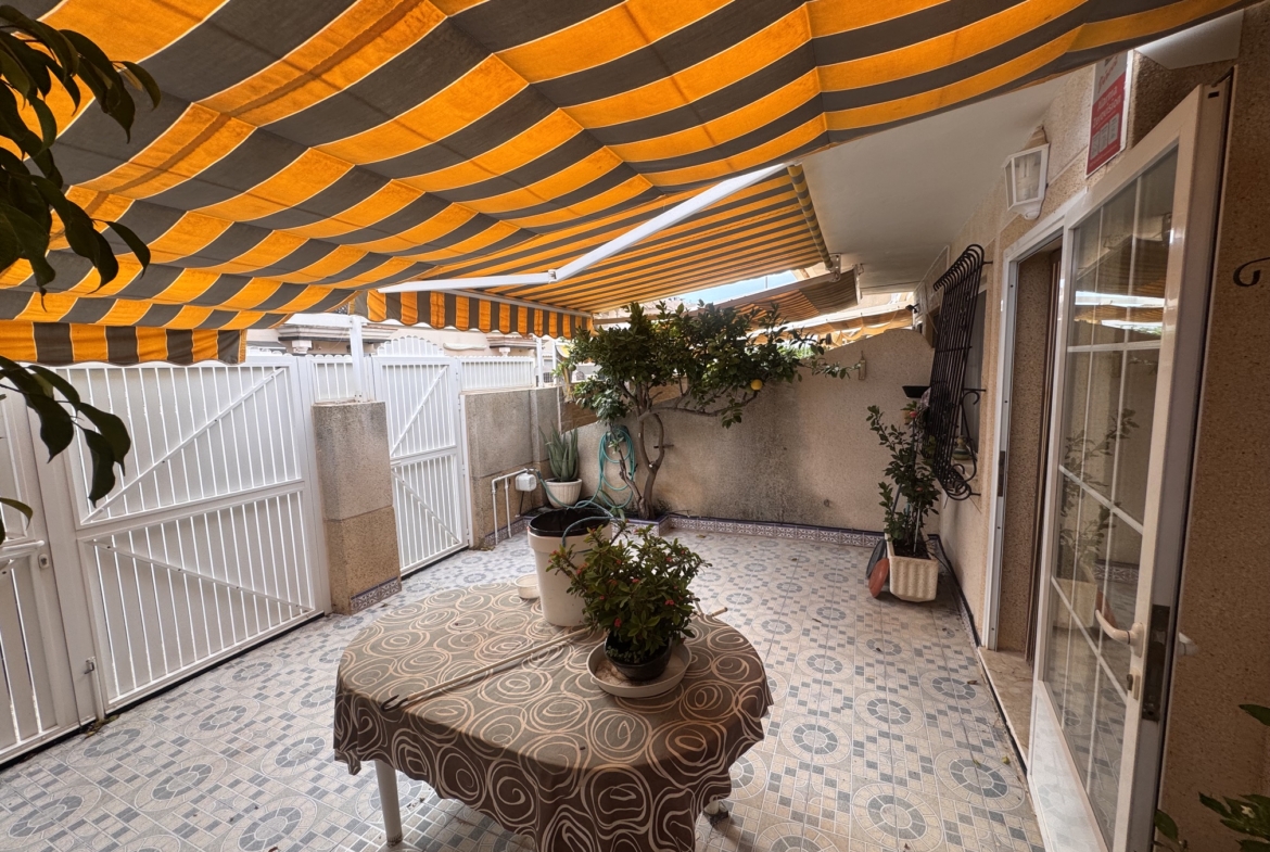 Just on the Market ***Fabulous Condition * 3 Bedroom / 2 Bathroom * One level house with Separate Annexe Upstairs with Double Bedroom * Large Storeroom & Large Solarium * The Price also includes a Separate Private * Double Underground Parking & Storage Room * €199,995 *