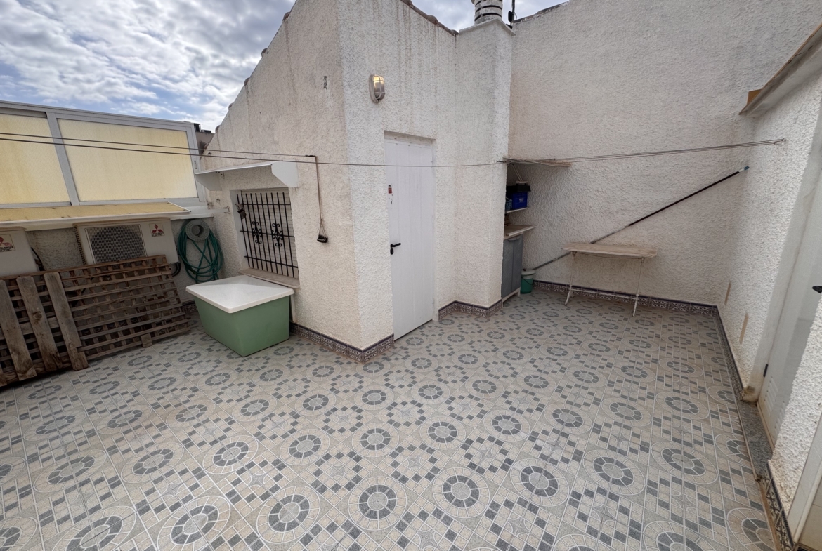 Just on the Market ***Fabulous Condition * 3 Bedroom / 2 Bathroom * One level house with Separate Annexe Upstairs with Double Bedroom * Large Storeroom & Large Solarium * The Price also includes a Separate Private * Double Underground Parking & Storage Room * €199,995 *