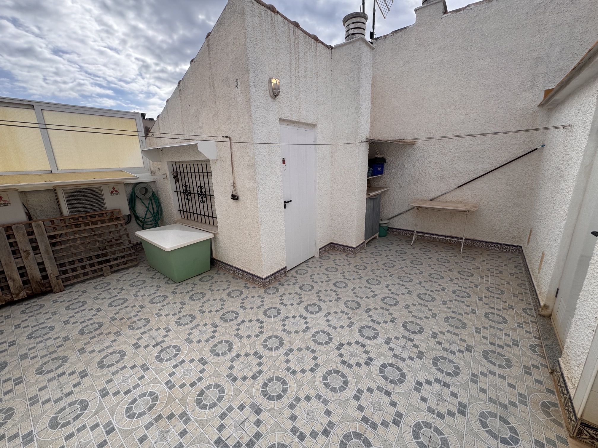 Just on the Market ***Fabulous Condition * 3 Bedroom / 2 Bathroom * One level house with Separate Annexe Upstairs with Double Bedroom * Large Storeroom & Large Solarium * The Price also includes a Separate Private * Double Underground Parking & Storage Room * €199,995 *