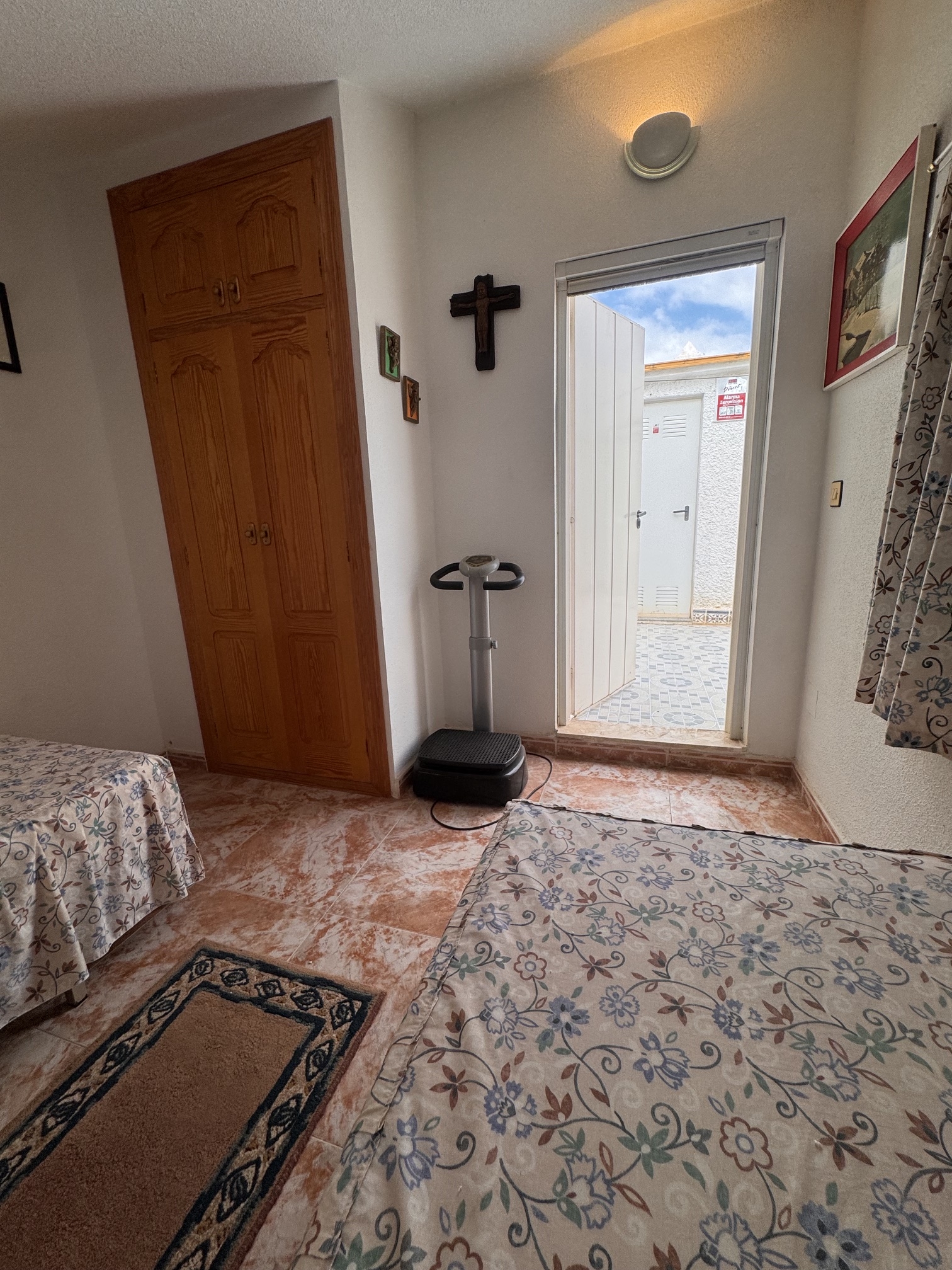 Just on the Market ***Fabulous Condition * 3 Bedroom / 2 Bathroom * One level house with Separate Annexe Upstairs with Double Bedroom * Large Storeroom & Large Solarium * The Price also includes a Separate Private * Double Underground Parking & Storage Room * €199,995 *