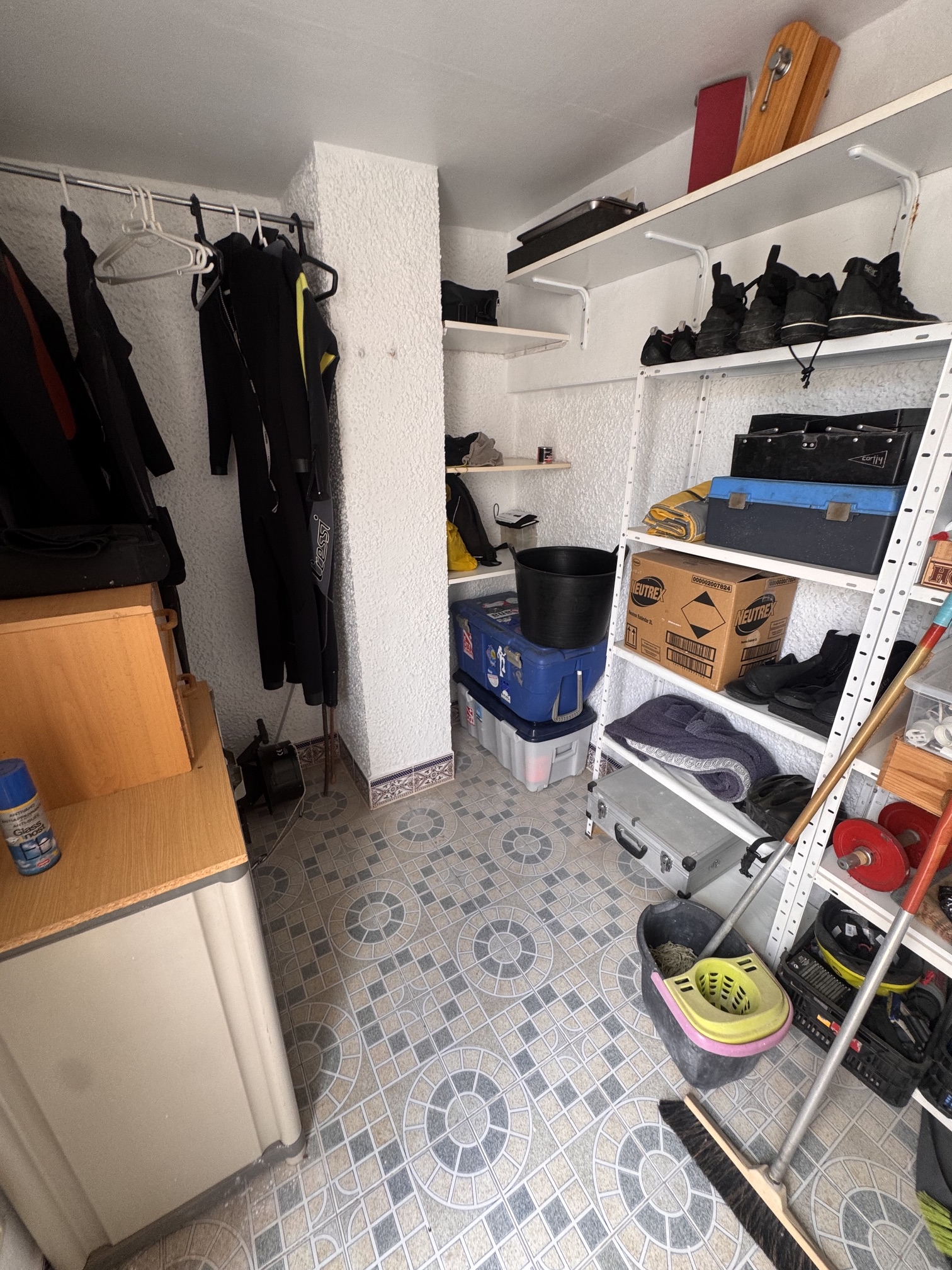 Just on the Market ***Fabulous Condition * 3 Bedroom / 2 Bathroom * One level house with Separate Annexe Upstairs with Double Bedroom * Large Storeroom & Large Solarium * The Price also includes a Separate Private * Double Underground Parking & Storage Room * €199,995 *