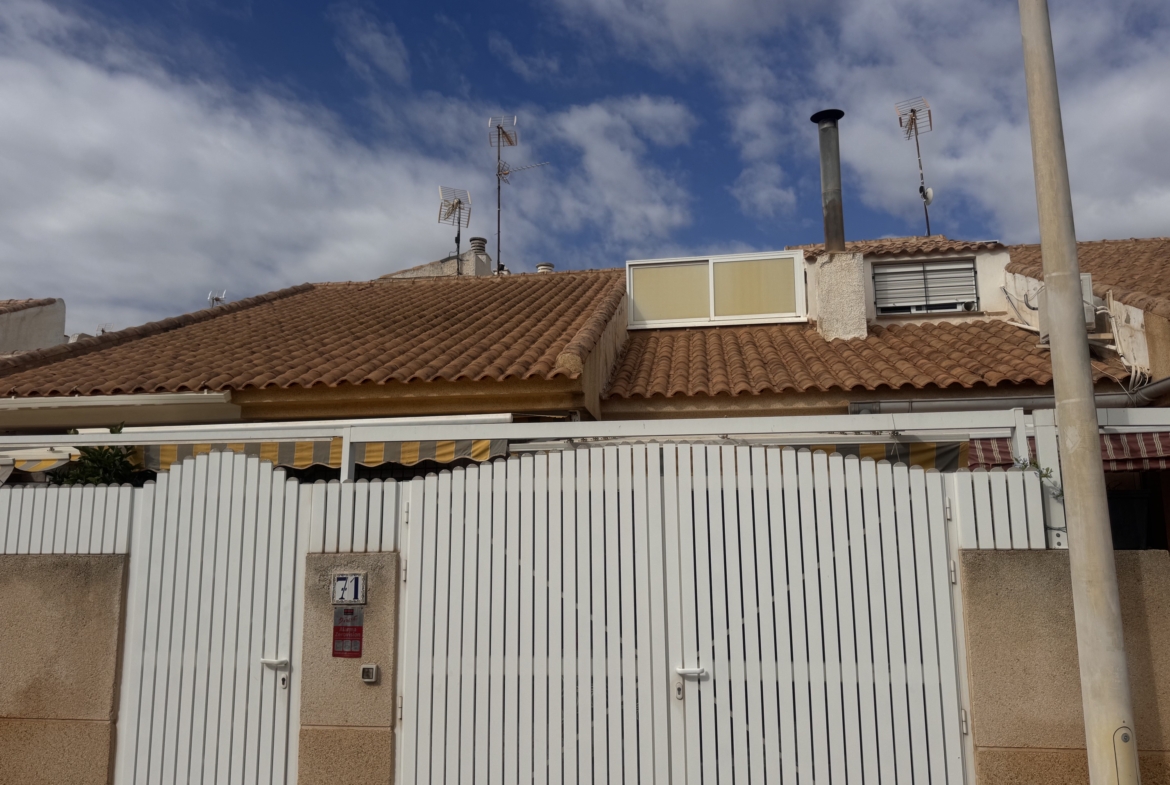 Just on the Market ***Fabulous Condition * 3 Bedroom / 2 Bathroom * One level house with Separate Annexe Upstairs with Double Bedroom * Large Storeroom & Large Solarium * The Price also includes a Separate Private * Double Underground Parking & Storage Room * €199,995 *