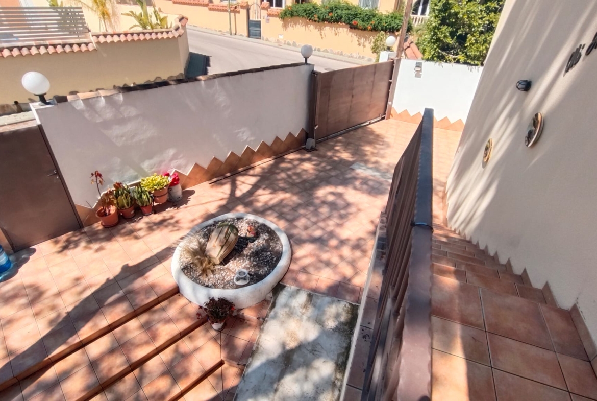 Charming Country House/ Villa * For Sale Pinar de Campoverde * 3 Bedrooms / 2 Bathrooms * 1065m2 Plot €345,000 *