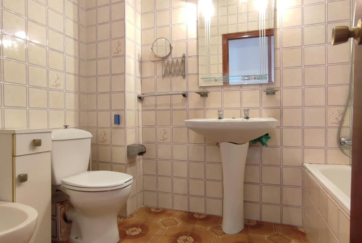 First Floor Apartment / Bungalow for sale * Lo Pagan * Close to Amenities and only 300 Meyers from the beach €105,000*