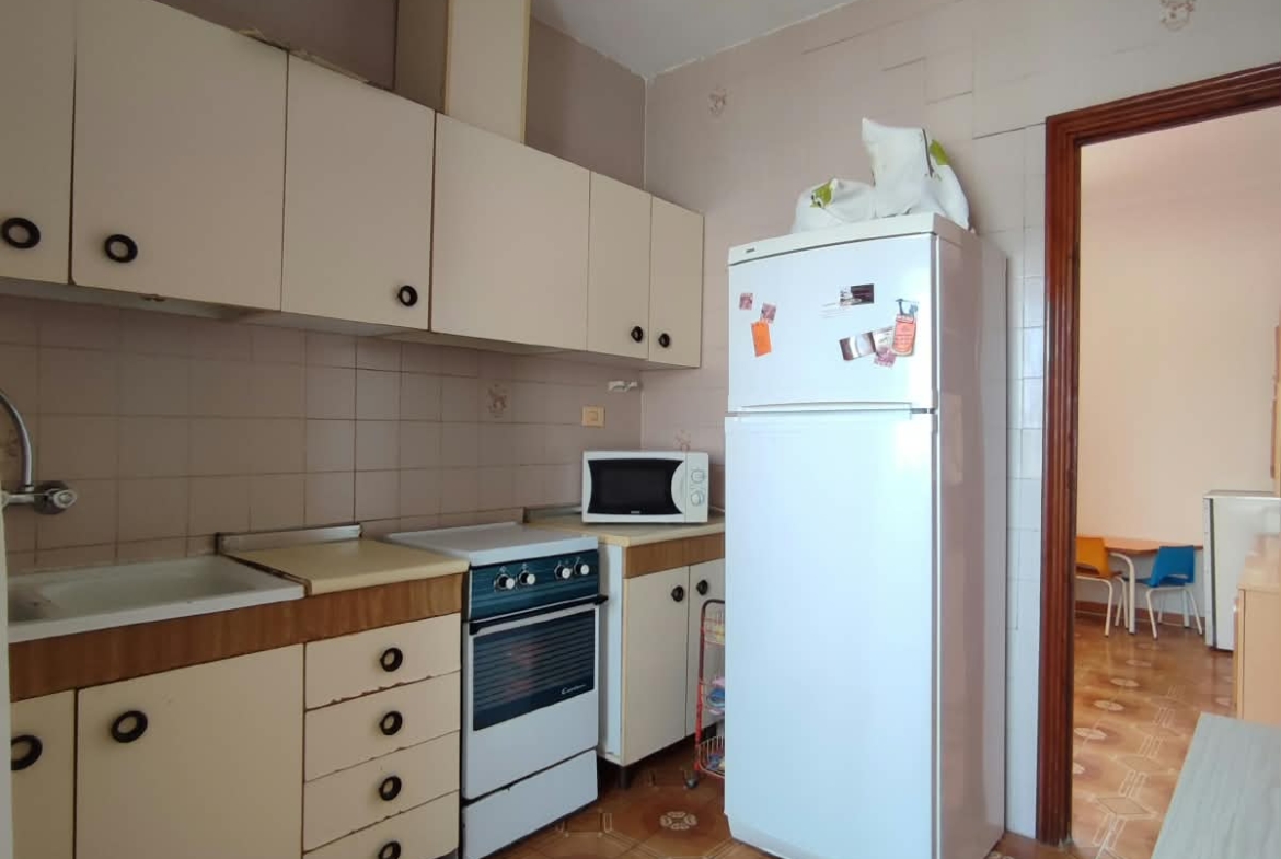 First Floor Apartment / Bungalow for sale * Lo Pagan * Close to Amenities and only 300 Meyers from the beach €105,000*