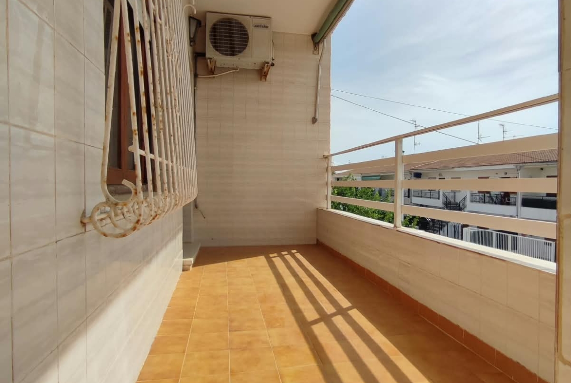 First Floor Apartment / Bungalow for sale * Lo Pagan * Close to Amenities and only 300 Meyers from the beach €105,000*