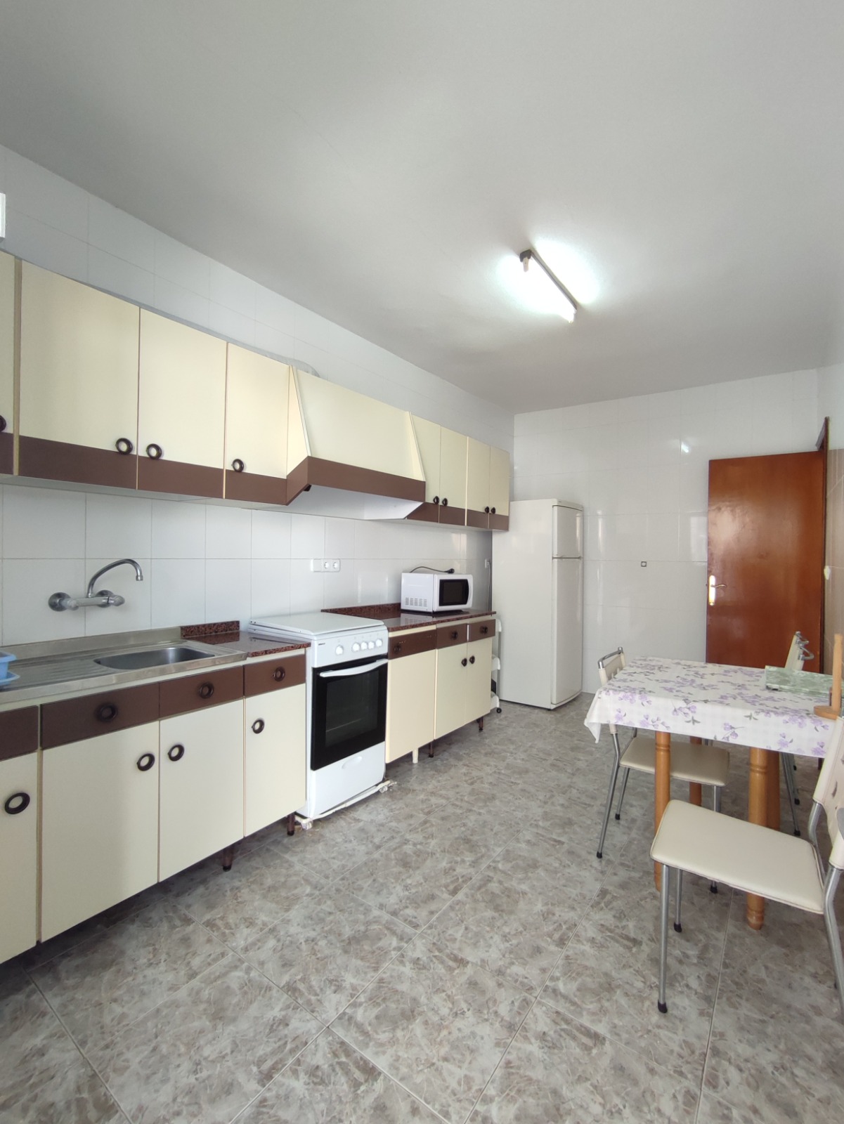 4 Bedroom Apartment for Sale * Lo Pagan * Only 400 meters from the beach * Close to any amenities €155,000*